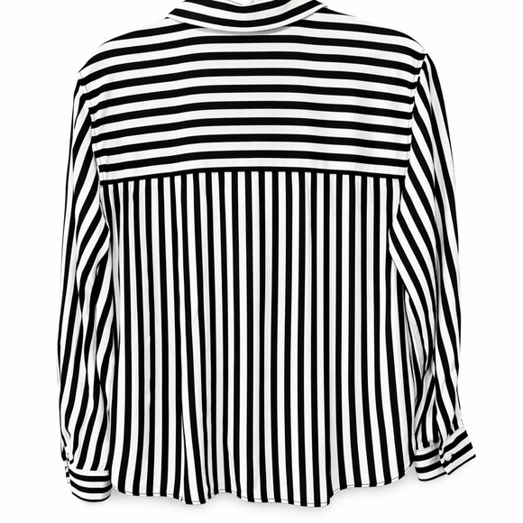 Jane + Delancey White Black Stripe Button Down Long Sleeve Top Medium - Picture 3 of 4